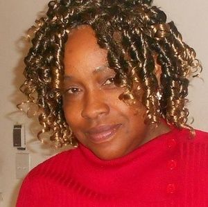 Meet your Posher, Pamela